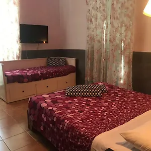 La Casa Di Elena Рим